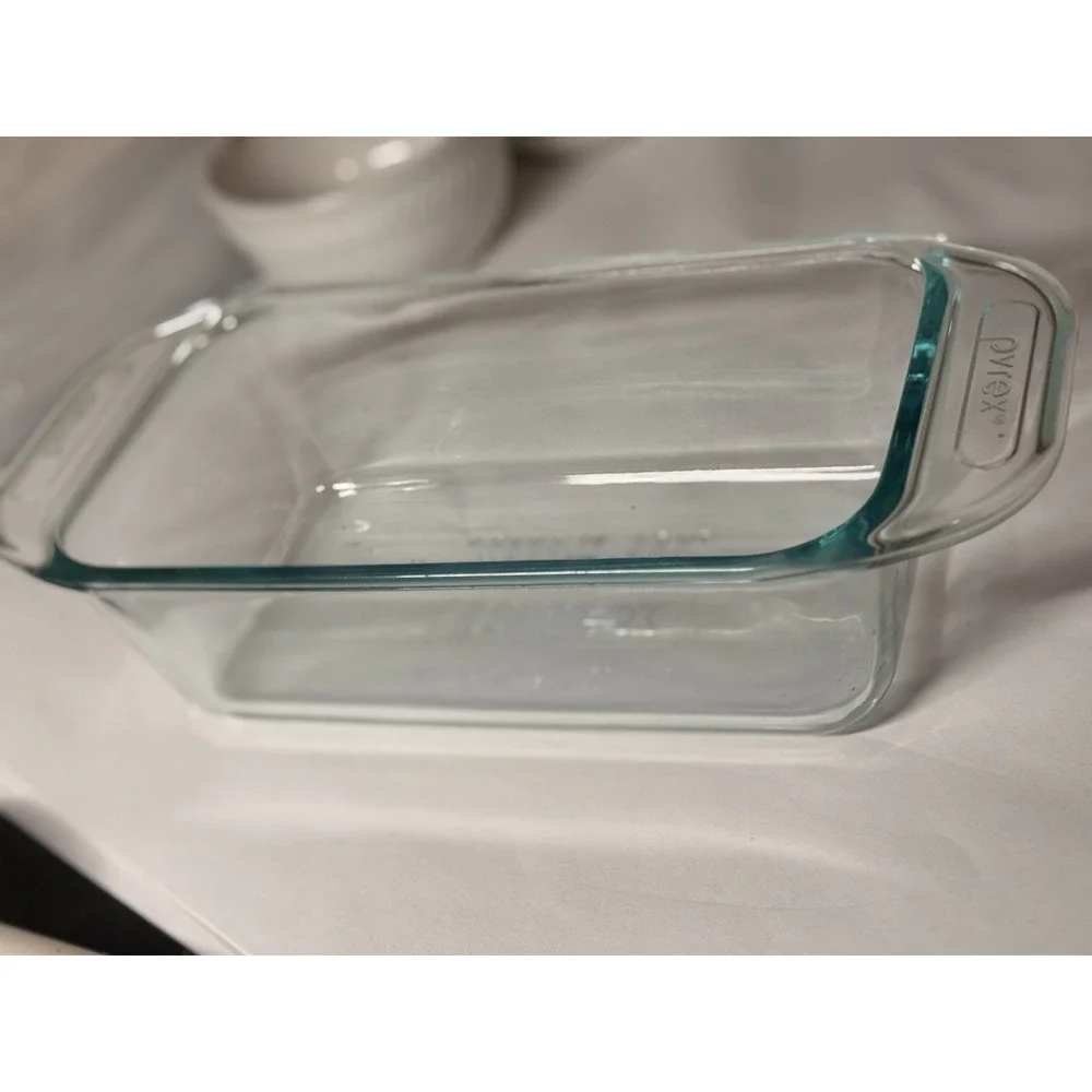 Pyrex Vintage Glass Loaf Baking Dish Bread Casseroles 1.5 Qt 1.4L 4.5X8.5